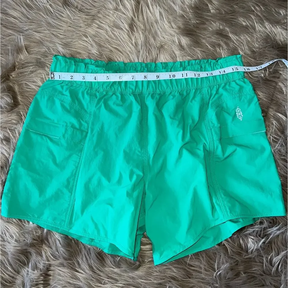 NWOT Free People Movement In the Wild Cargo Shorts Green size M - Picture 5 of 8